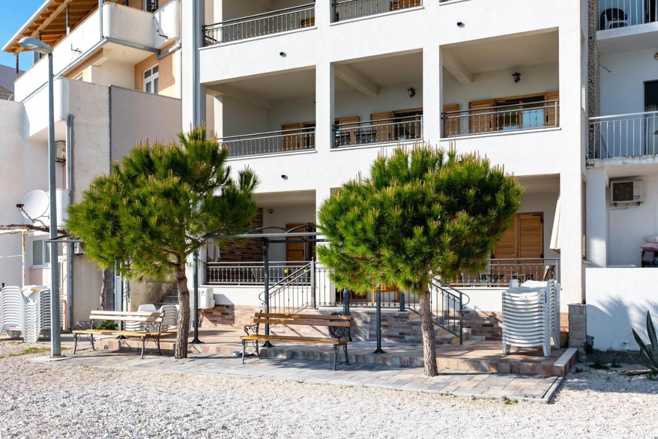 Apartments Lea Podstrana Esterno foto