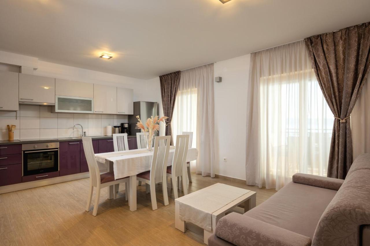 Apartments Lea Podstrana Esterno foto